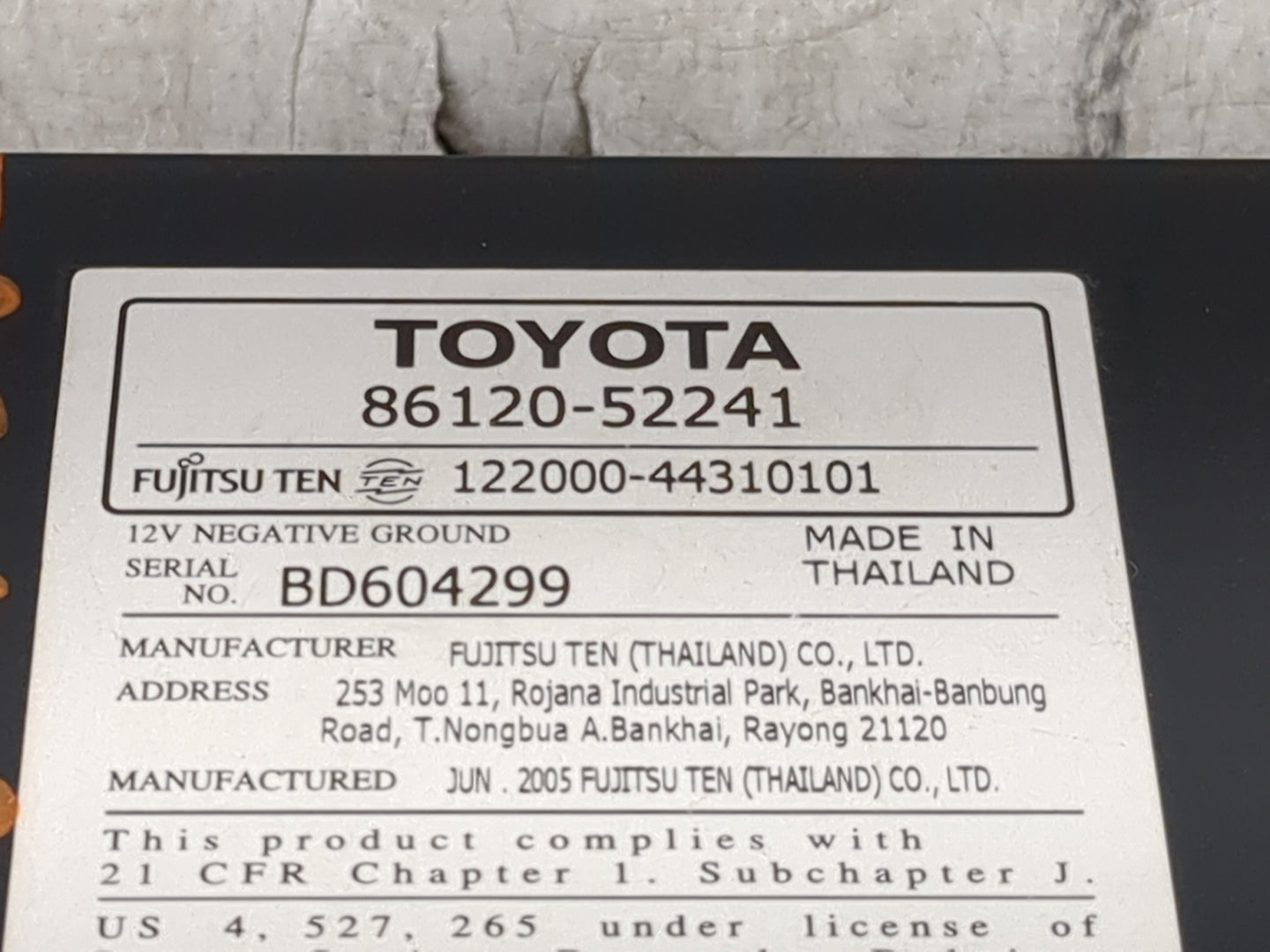 2004-2007 Toyota Highlander Radio AM FM Cd Player Receiver Replacement P/N:86120-52241 122000-44310101 Fits OEM Used Auto Pa