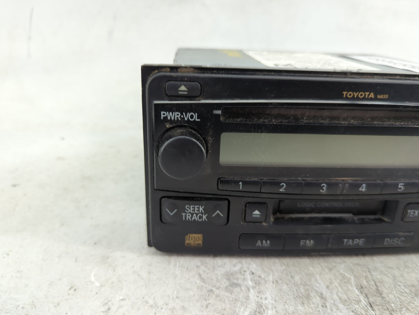 2004-2007 Toyota Highlander Radio AM FM Cd Player Receiver Replacement P/N:16833 Fits Fits 2004 2005 2006 2007 OEM Used Auto