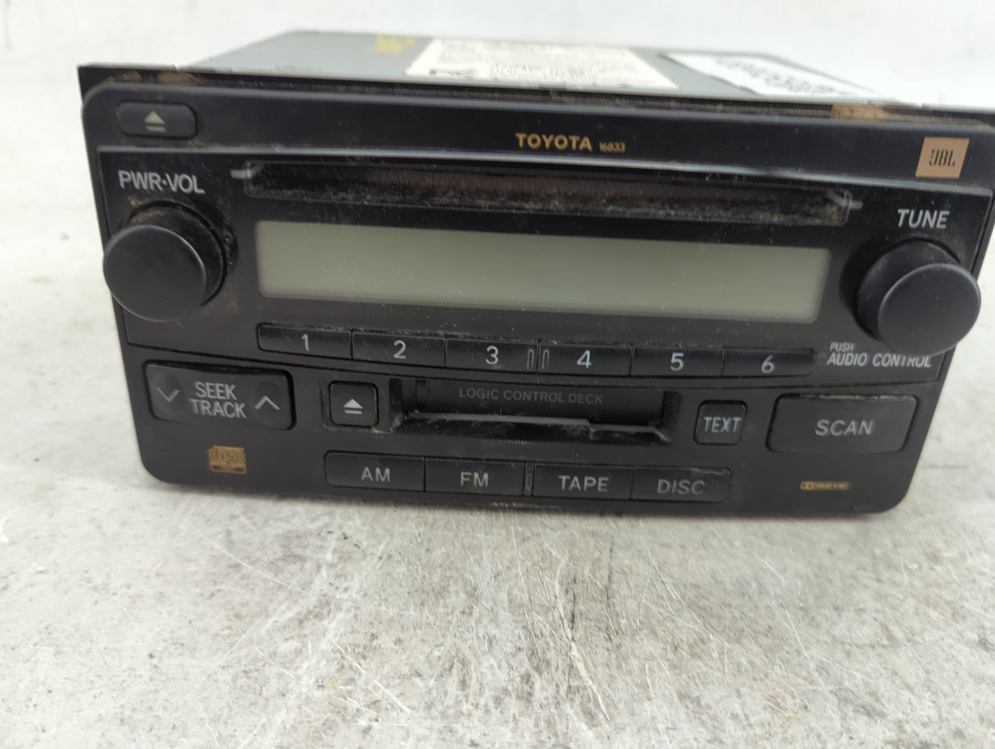 2004-2007 Toyota Highlander Radio AM FM Cd Player Receiver Replacement P/N:16833 Fits Fits 2004 2005 2006 2007 OEM Used Auto