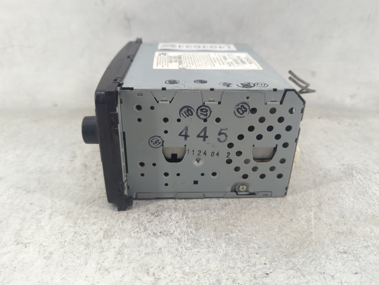 2005 Toyota Highlander Radio AM FM Cd Player Receiver Replacement P/N:86120-48500 122000-4450 Fits OEM Used Auto Parts - Oem