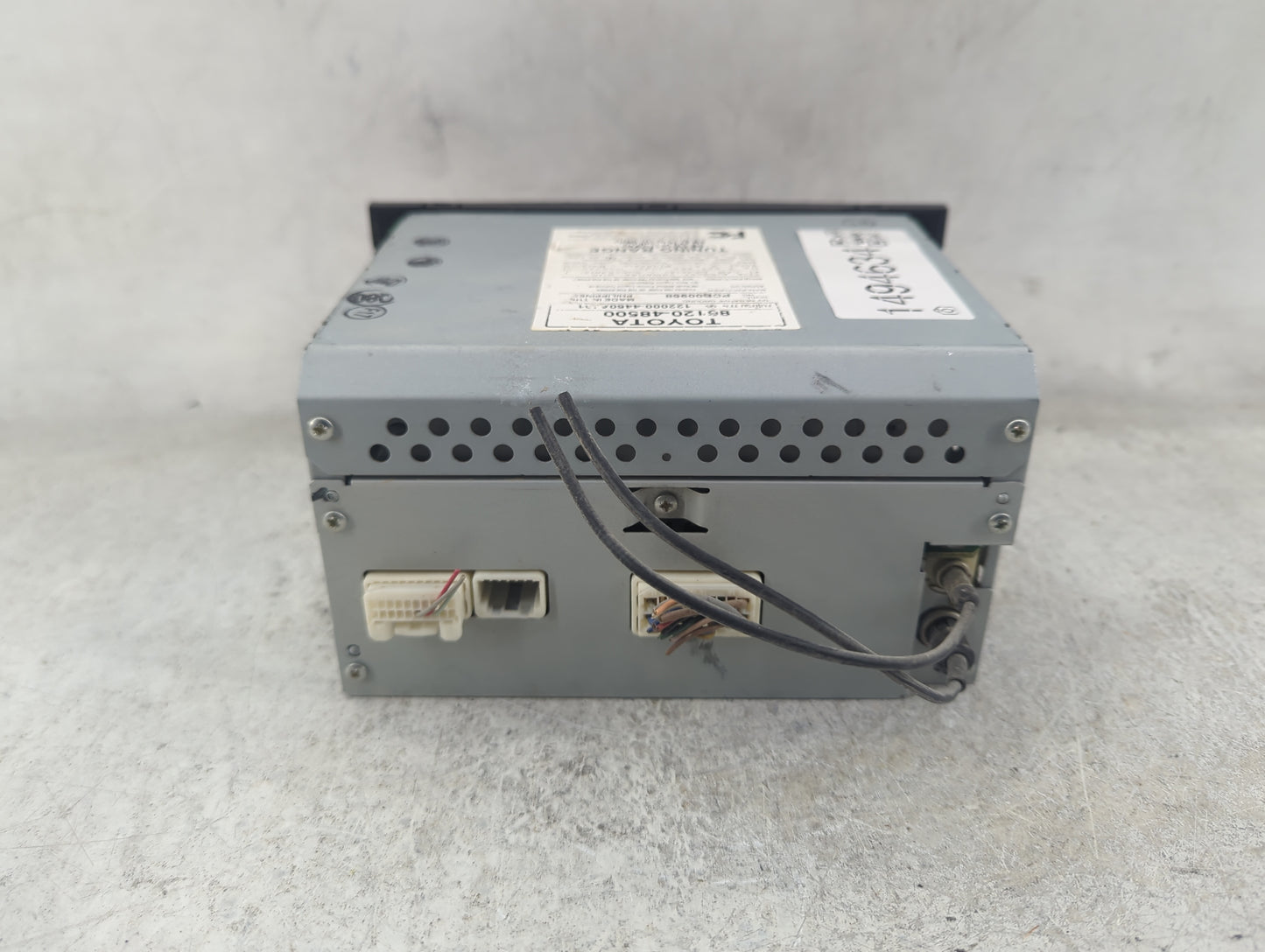 2005 Toyota Highlander Radio AM FM Cd Player Receiver Replacement P/N:86120-48500 122000-4450 Fits OEM Used Auto Parts - Oem