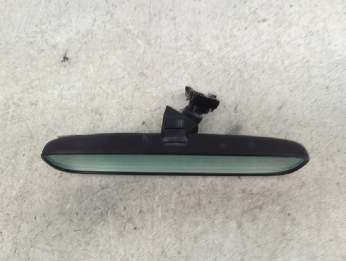 2001-2010 Toyota Highlander Interior Rear View Mirror Replacement OEM P/N:E4 022198 E4 012198 Fits OEM Used Auto Parts - Oem
