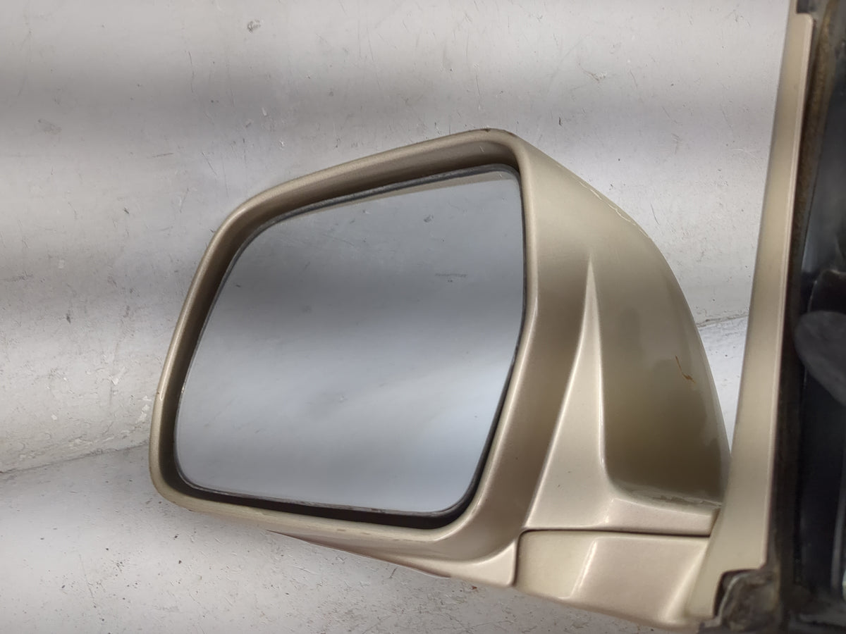 2005 Toyota Highlander Driver Side View Mirror - Left Door Mirror OEM Used - Oemusedautoparts1.com