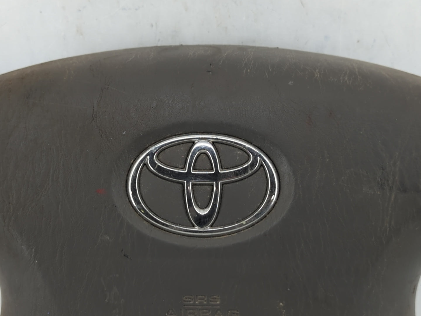 2005 Toyota Hilux Air Bag Driver Left Steering Wheel Mounted - Oemusedautoparts1.com