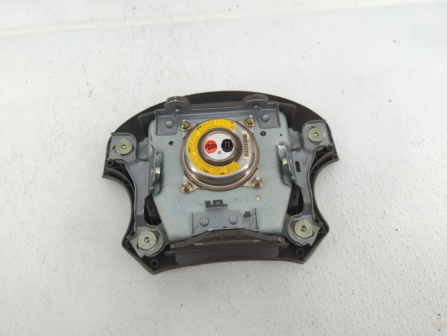 2005 Toyota Hilux Air Bag Driver Left Steering Wheel Mounted - Oemusedautoparts1.com