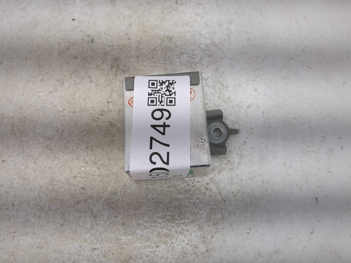 2003-2006 Toyota Matrix Cruise Control Module 88240-01030|tn036900-1592 - Oemusedautoparts1.com