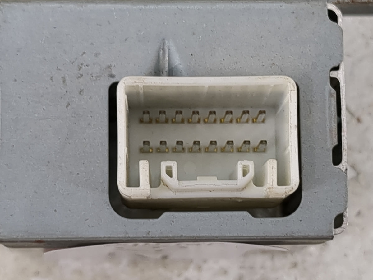 2003-2006 Toyota Matrix Cruise Control Module 88240-01030|tn036900-1592 - Oemusedautoparts1.com