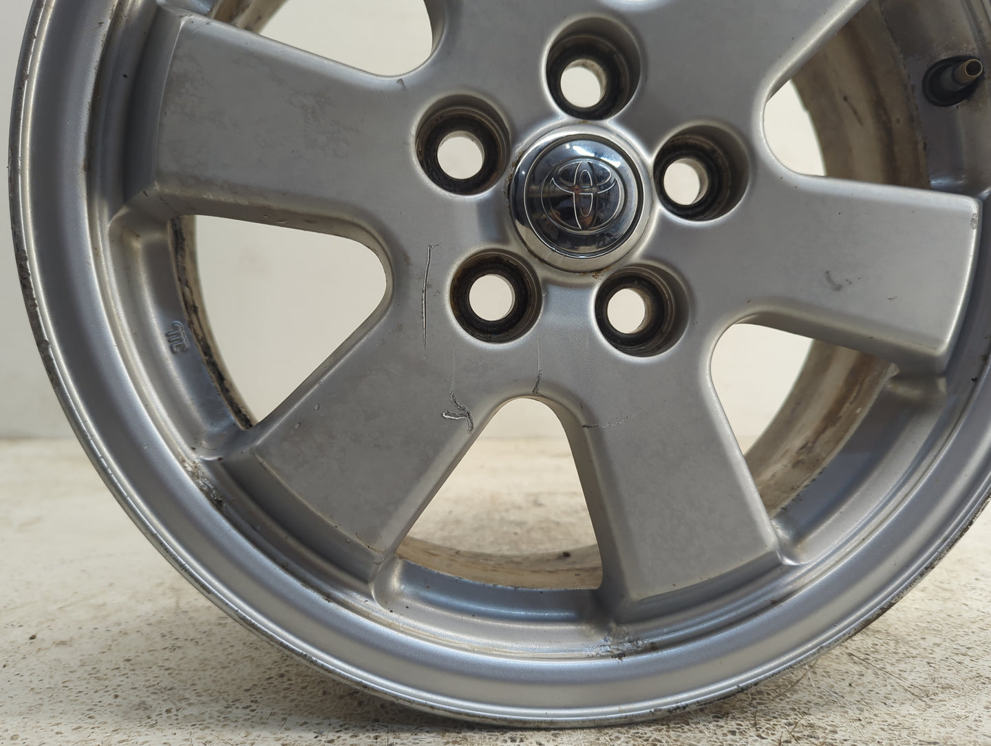 2004-2009 Toyota Prius Oem Wheel Rim - Oemusedautoparts1.com