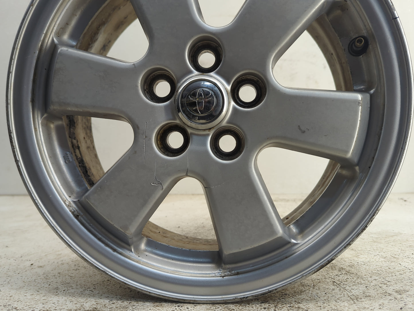2004-2009 Toyota Prius Oem Wheel Rim - Oemusedautoparts1.com