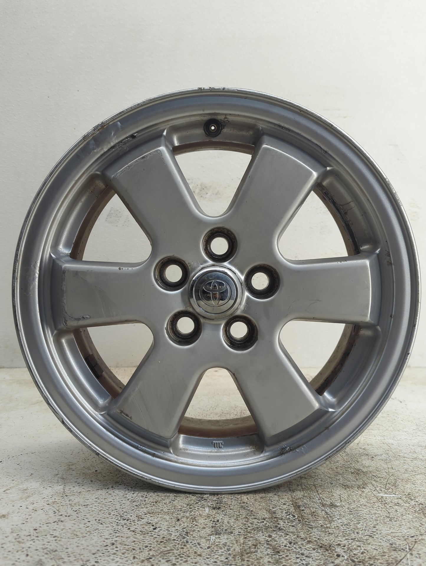 2004-2009 Toyota Prius Oem Wheel Rim - Oemusedautoparts1.com