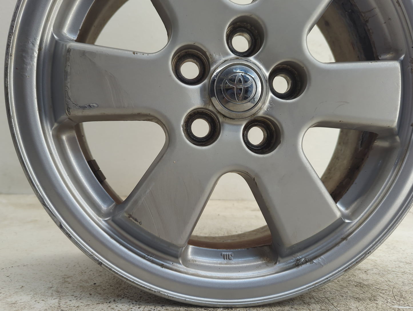 2004-2009 Toyota Prius Oem Wheel Rim - Oemusedautoparts1.com
