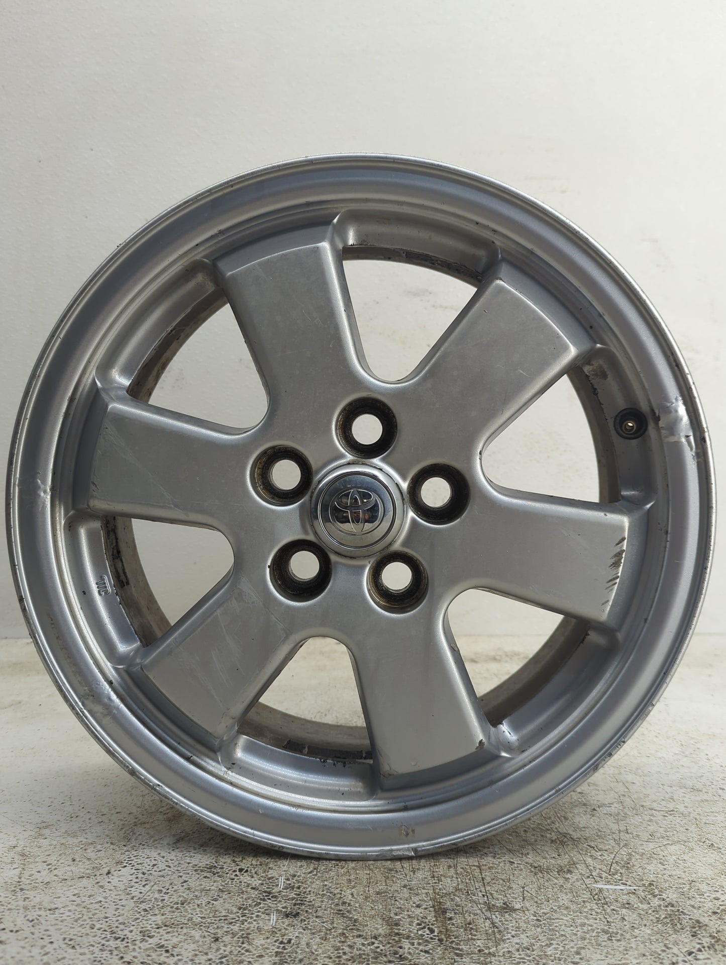 2004-2009 Toyota Prius Oem Wheel Rim - Oemusedautoparts1.com