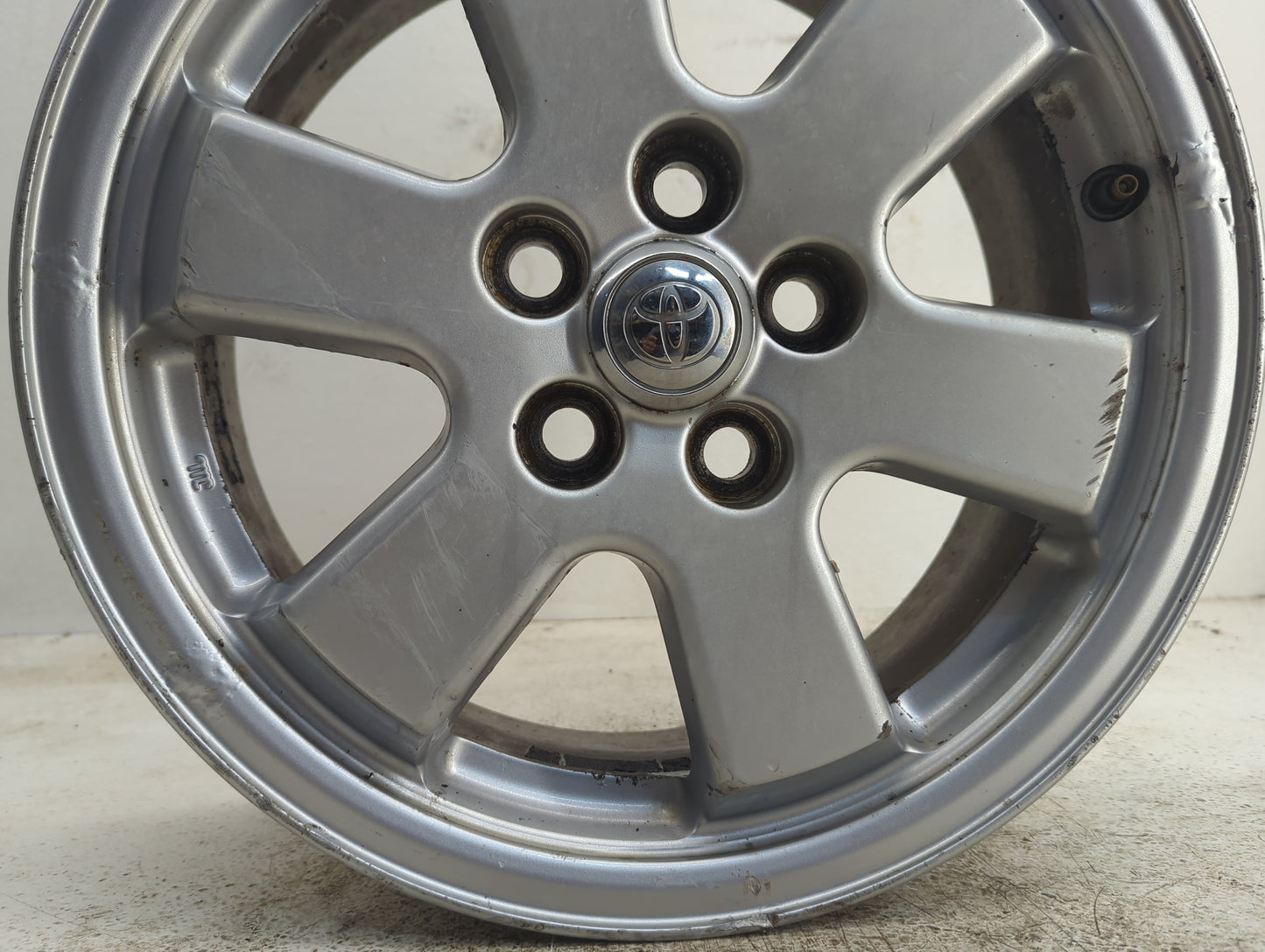 2004-2009 Toyota Prius Oem Wheel Rim - Oemusedautoparts1.com