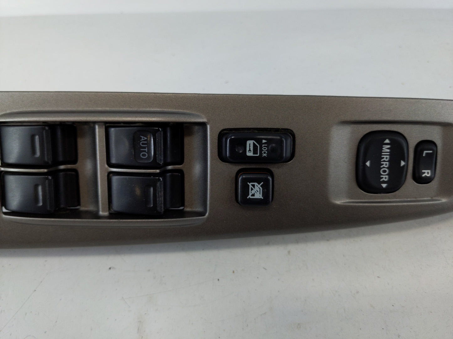 2004-2009 Toyota Prius Master Power Window Switch Replacement Driver Side Left P/N:84820-47050 Fits OEM Used Auto Parts - Oe