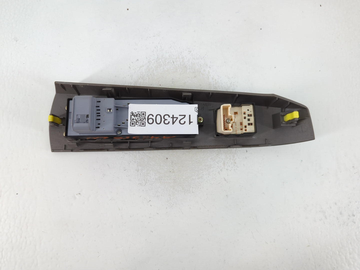 2004-2009 Toyota Prius Master Power Window Switch Replacement Driver Side Left P/N:232-47070 Fits OEM Used Auto Parts - Oemu
