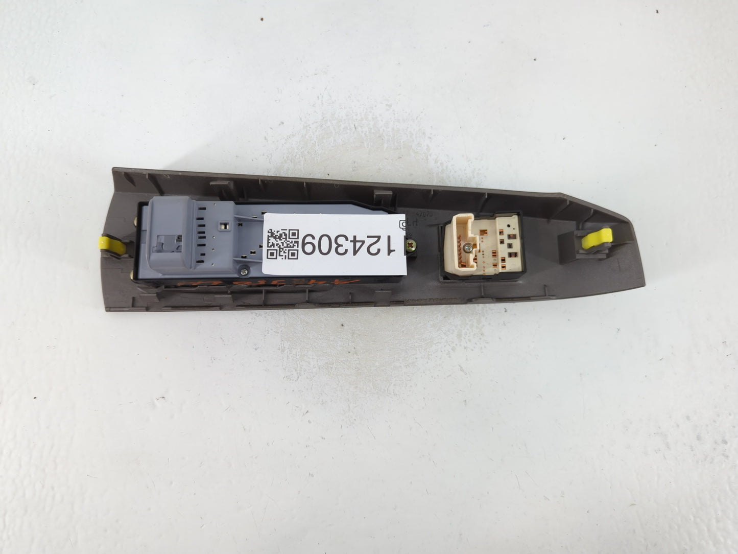 2004-2009 Toyota Prius Master Power Window Switch Replacement Driver Side Left P/N:232-47070 Fits OEM Used Auto Parts - Oemu