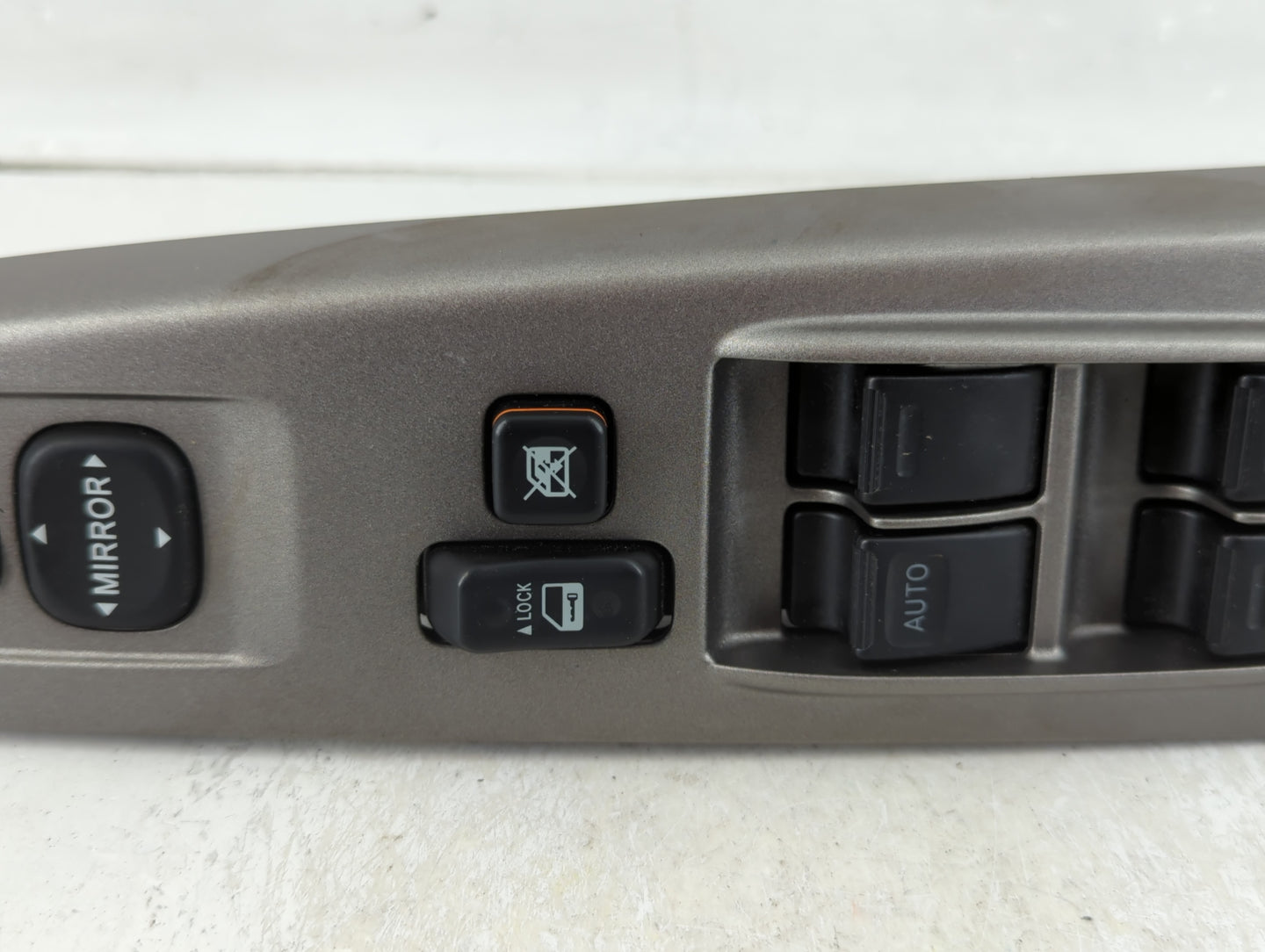 2004-2009 Toyota Prius Master Power Window Switch Replacement Driver Side Left P/N:84820-47050 Fits OEM Used Auto Parts - Oe