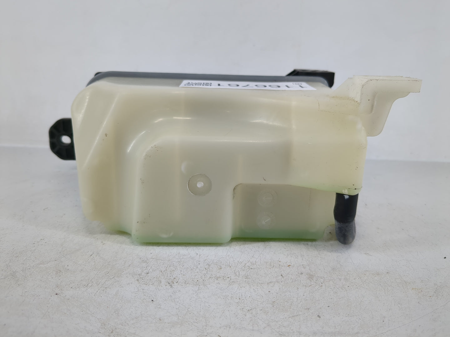 2004-2009 Toyota Prius Windshield Washer Fluid Reservoir Bottle Oem - Oemusedautoparts1.com