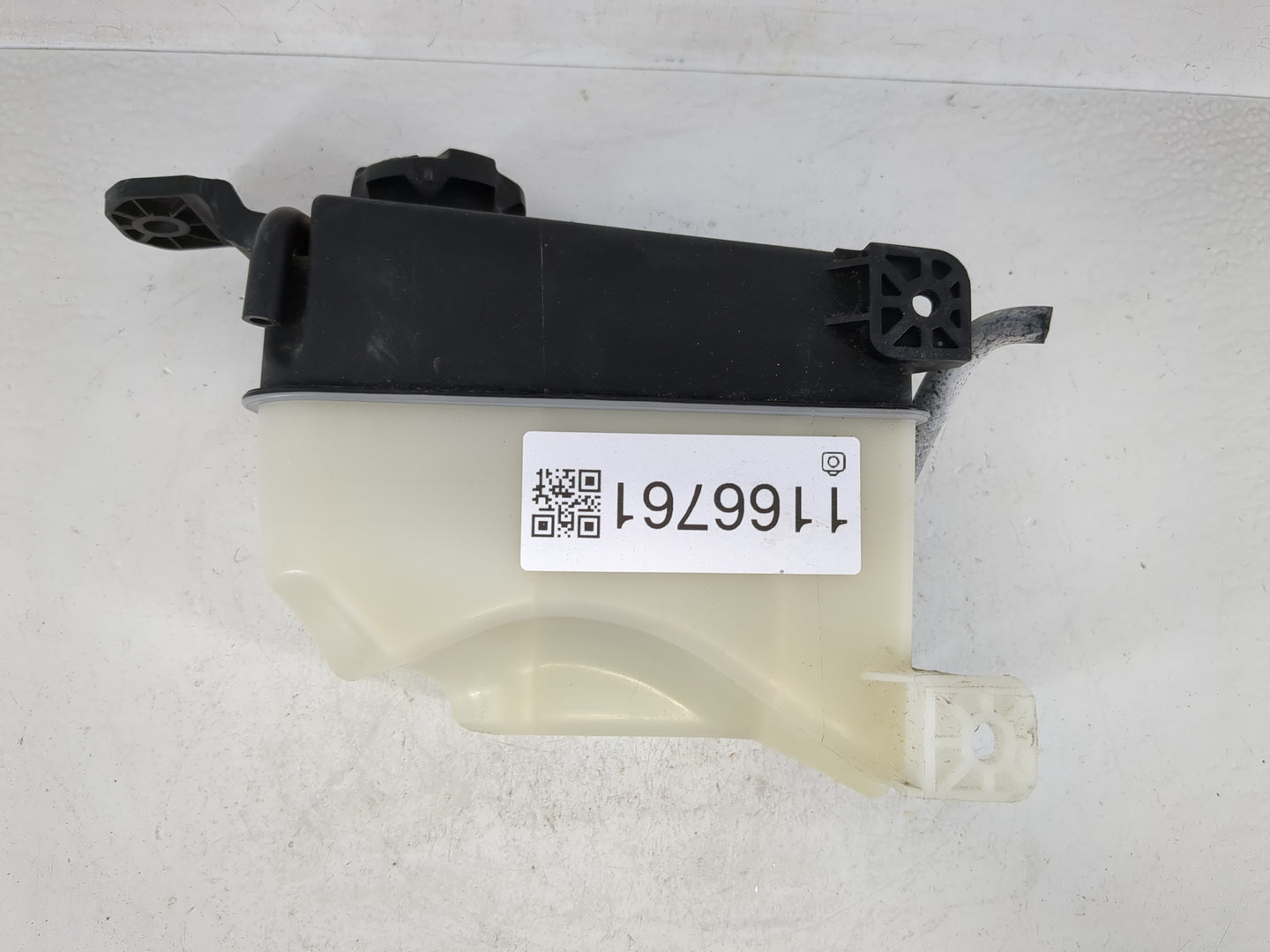 2004-2009 Toyota Prius Windshield Washer Fluid Reservoir Bottle Oem - Oemusedautoparts1.com