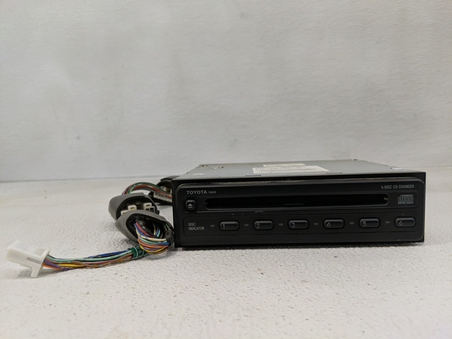 2004-2005 Toyota Prius Radio AM FM Cd Player Receiver Replacement P/N:08601-47800 Fits Fits 2004 2005 OEM Used Auto Parts - 