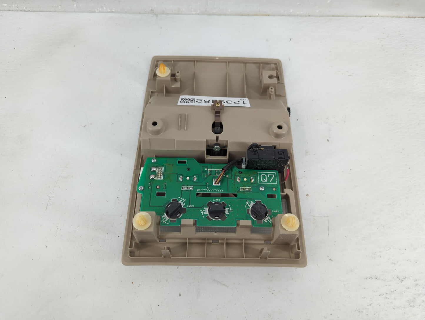 2005 Toyota Prius Overhead Roof Console - Oemusedautoparts1.com