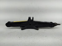 2005 Toyota Prius Spare Scissor Car Jack - Oemusedautoparts1.com