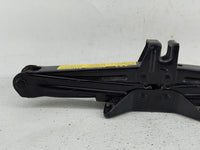 2005 Toyota Prius Spare Scissor Car Jack - Oemusedautoparts1.com