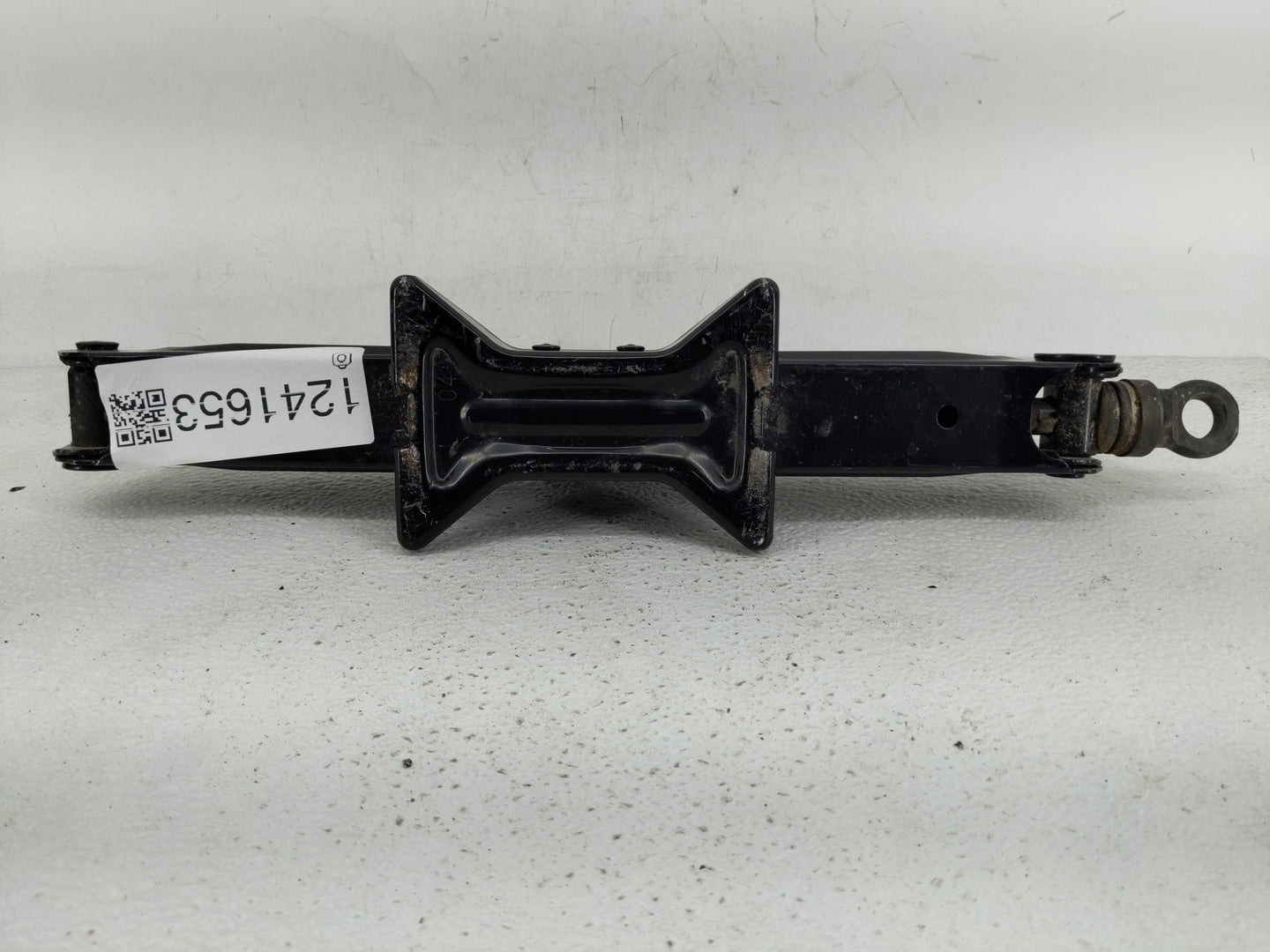 2005 Toyota Prius Spare Scissor Car Jack - Oemusedautoparts1.com