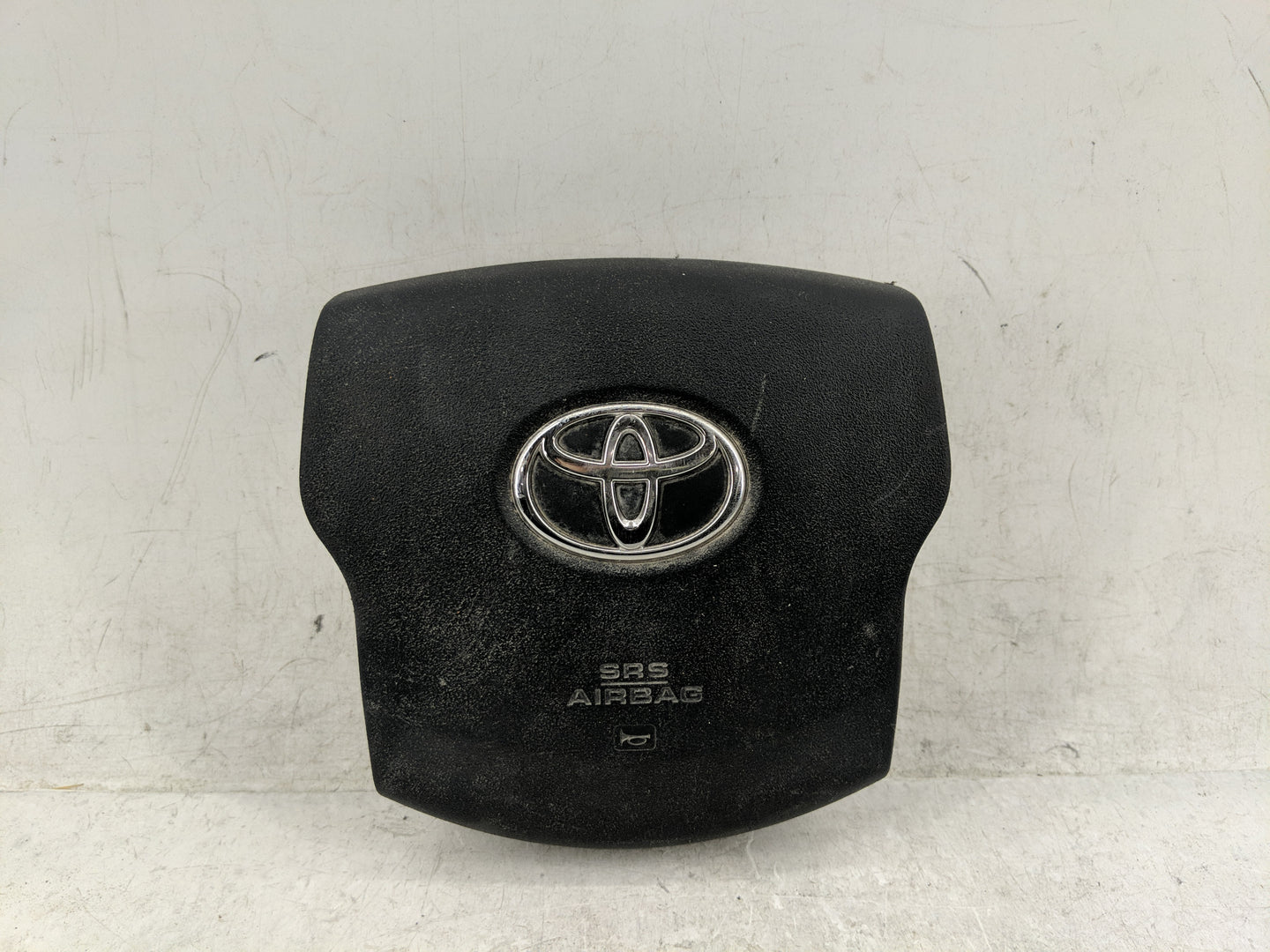 2004-2006 Toyota Prius Air Bag Driver Left Steering Wheel Mounted - Oemusedautoparts1.com