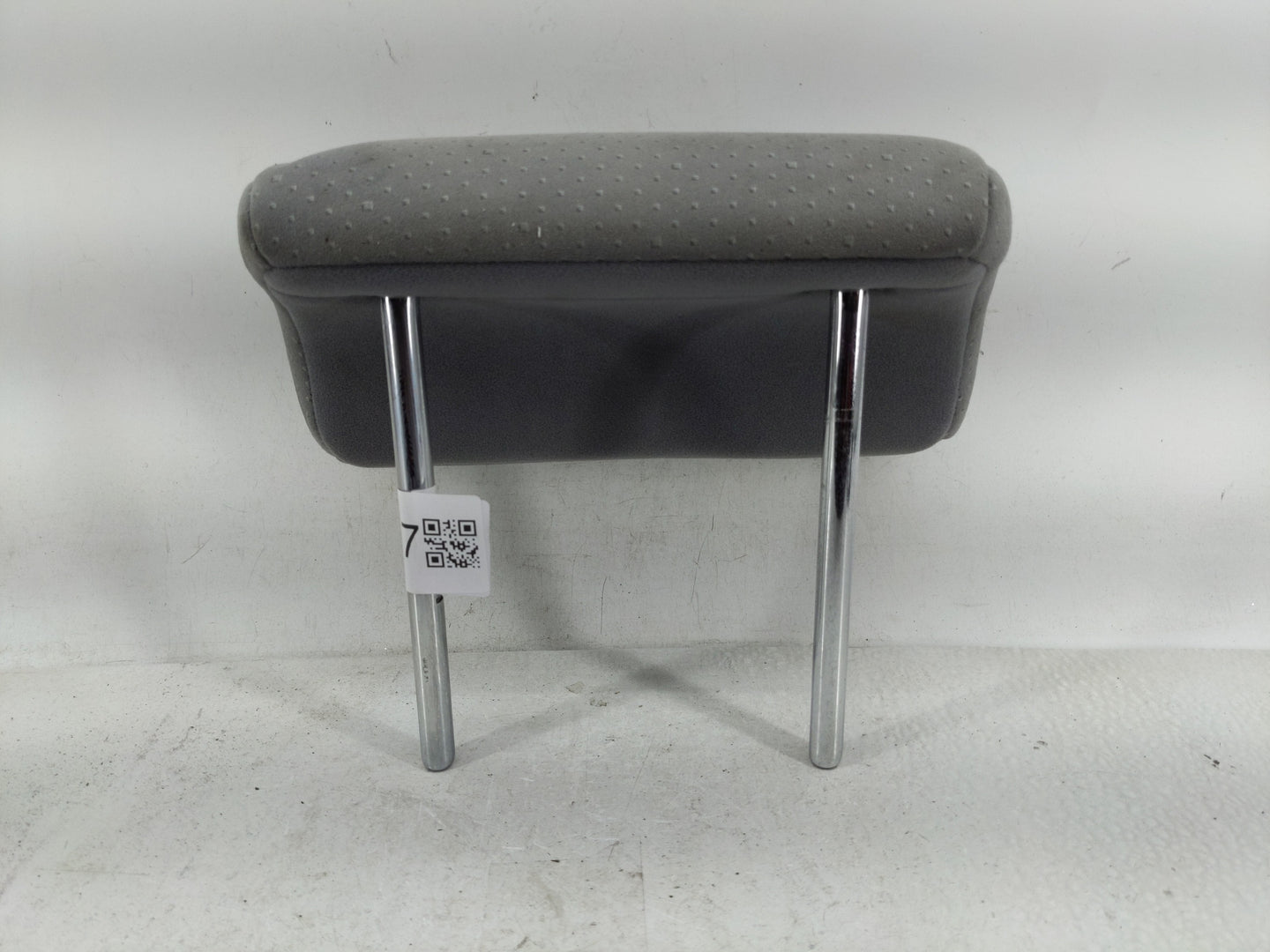 2005 Toyota Prius Headrest Head Rest Rear Seat Fits OEM Used Auto Parts - Oemusedautoparts1.com
