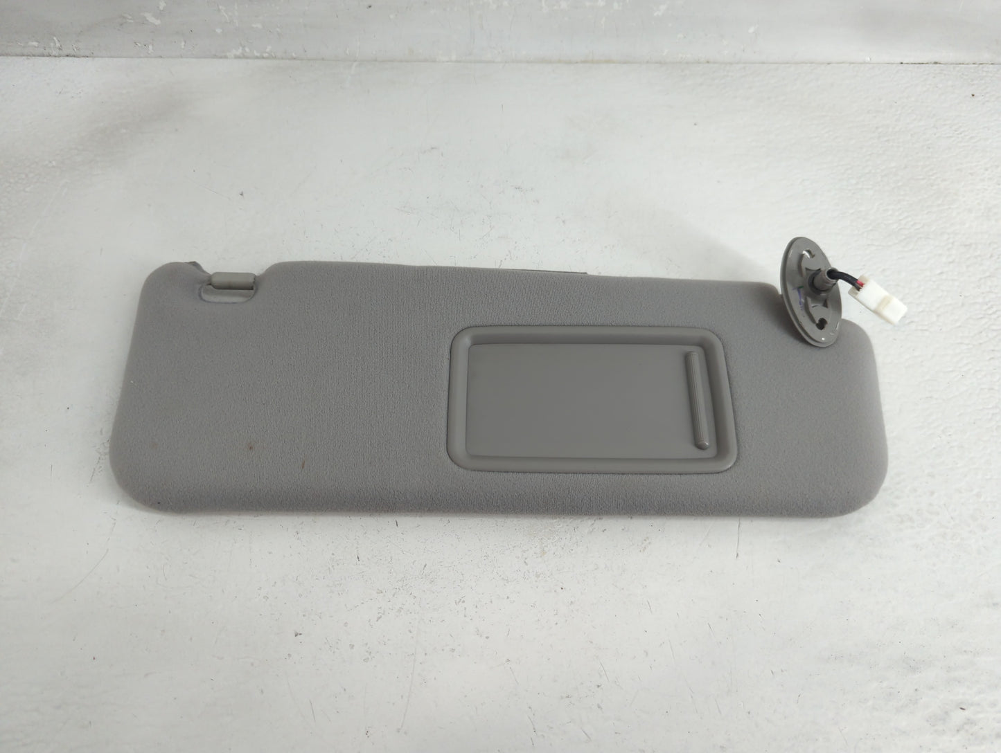 2005 Toyota Prius Sun Visor Shade Replacement Passenger Right Mirror Fits OEM Used Auto Parts - Oemusedautoparts1.com