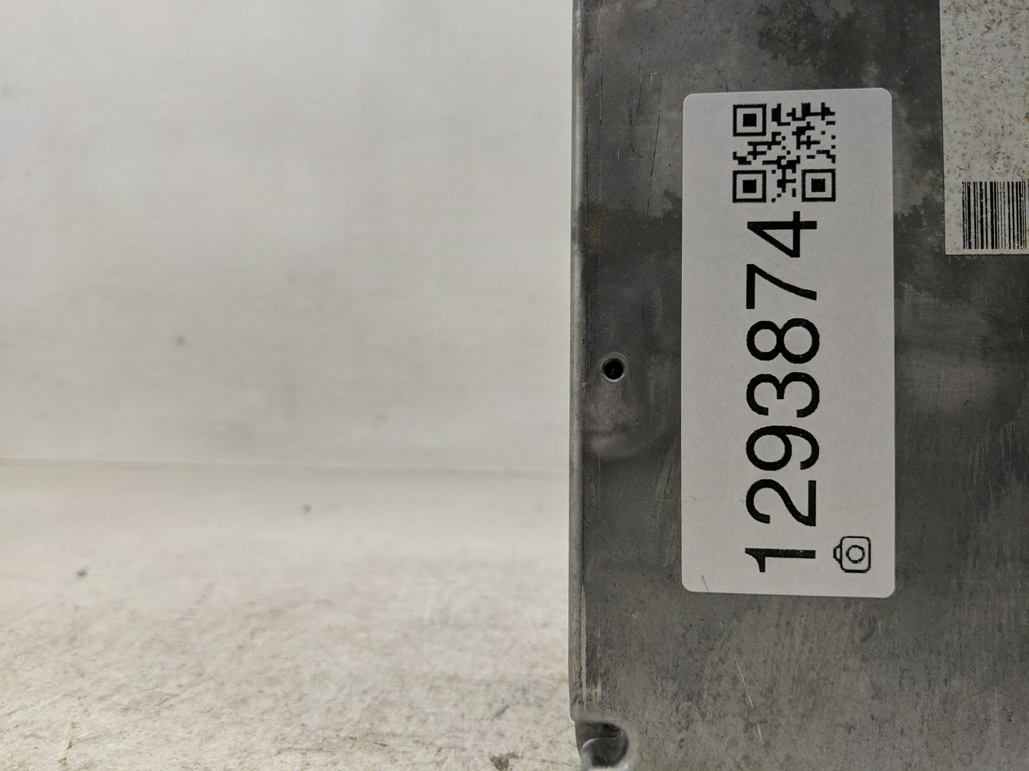 2004-2006 Toyota Prius PCM Engine Control Computer ECU ECM PCU OEM P/N:89661-47102 Fits Fits 2004 2005 2006 OEM Used Auto Pa