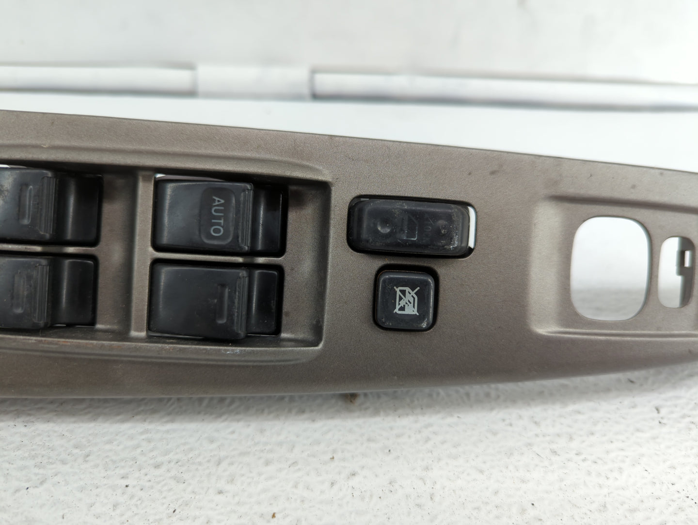 2004-2009 Toyota Prius Master Power Window Switch Replacement Driver Side Left P/N:74231-47090 84820-47021 Fits OEM Used Aut