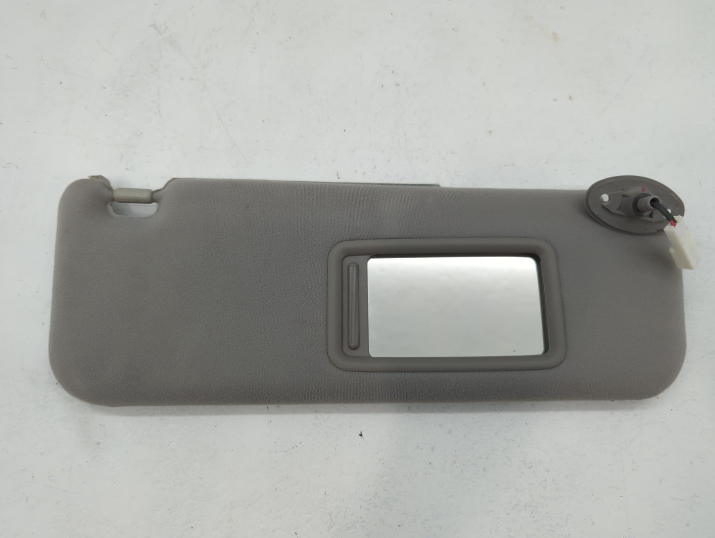 2005 Toyota Prius Sun Visor Shade Replacement Passenger Right Mirror Fits OEM Used Auto Parts - Oemusedautoparts1.com