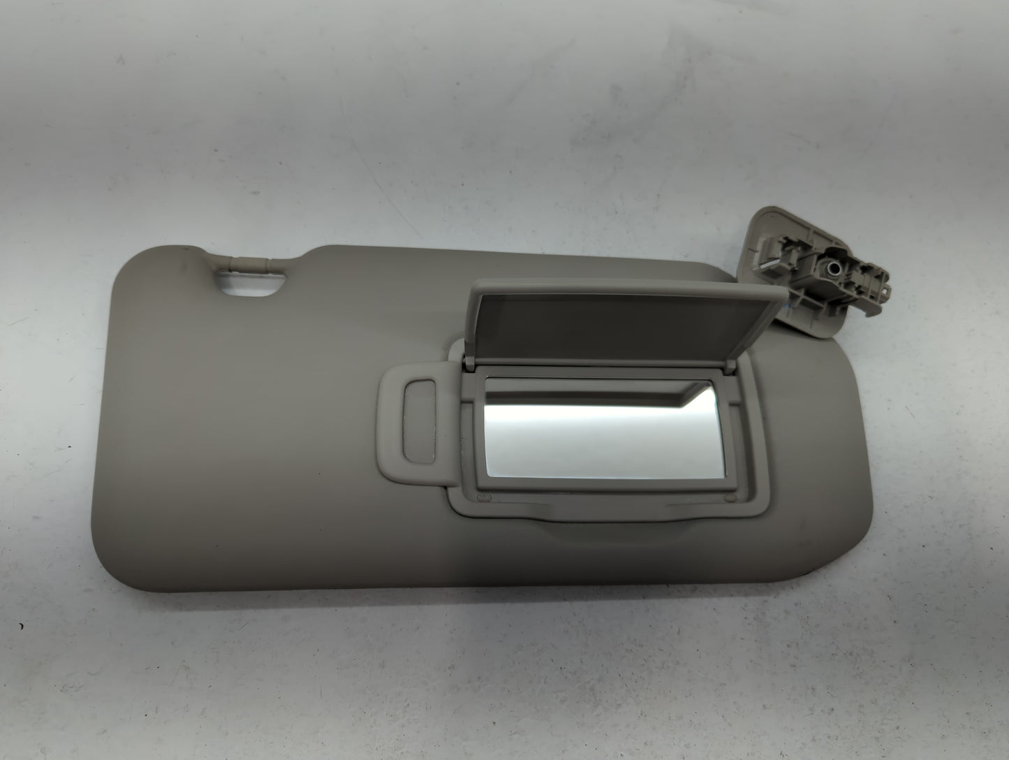 2005 Toyota Prius Sun Visor Shade Replacement Passenger Right Mirror Fits OEM Used Auto Parts - Oemusedautoparts1.com