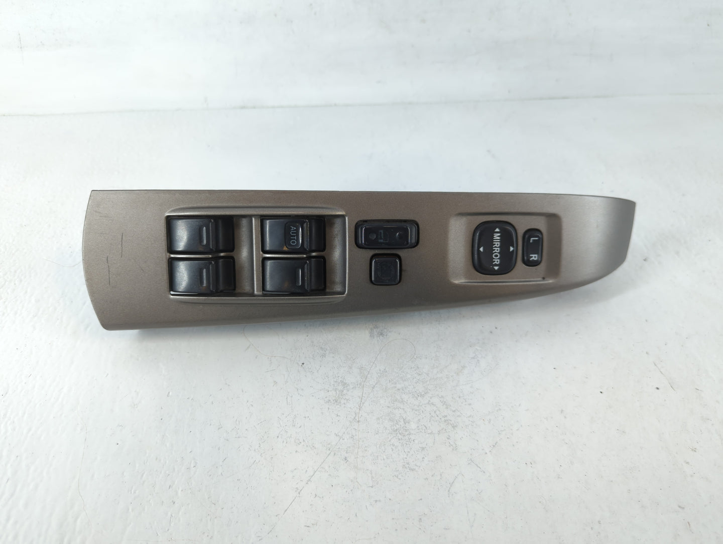 2004-2009 Toyota Prius Master Power Window Switch Replacement Driver Side Left P/N:84820-47050 Fits OEM Used Auto Parts - Oe