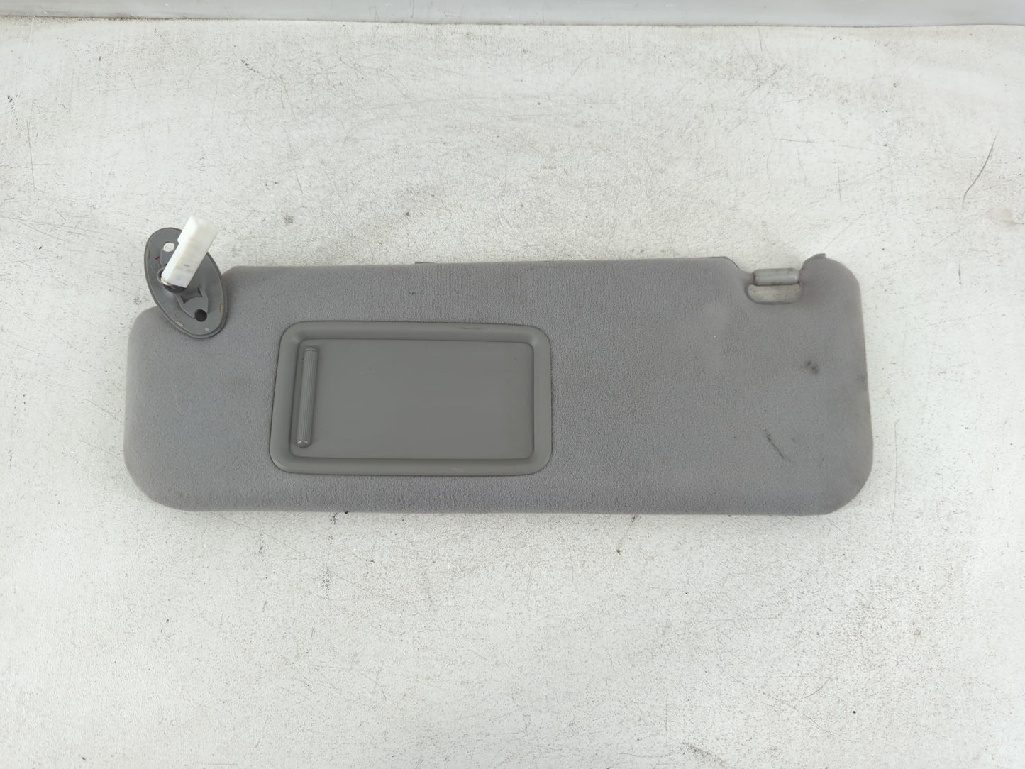 2005 Toyota Prius Sun Visor Shade Replacement Passenger Right Mirror Fits OEM Used Auto Parts - Oemusedautoparts1.com