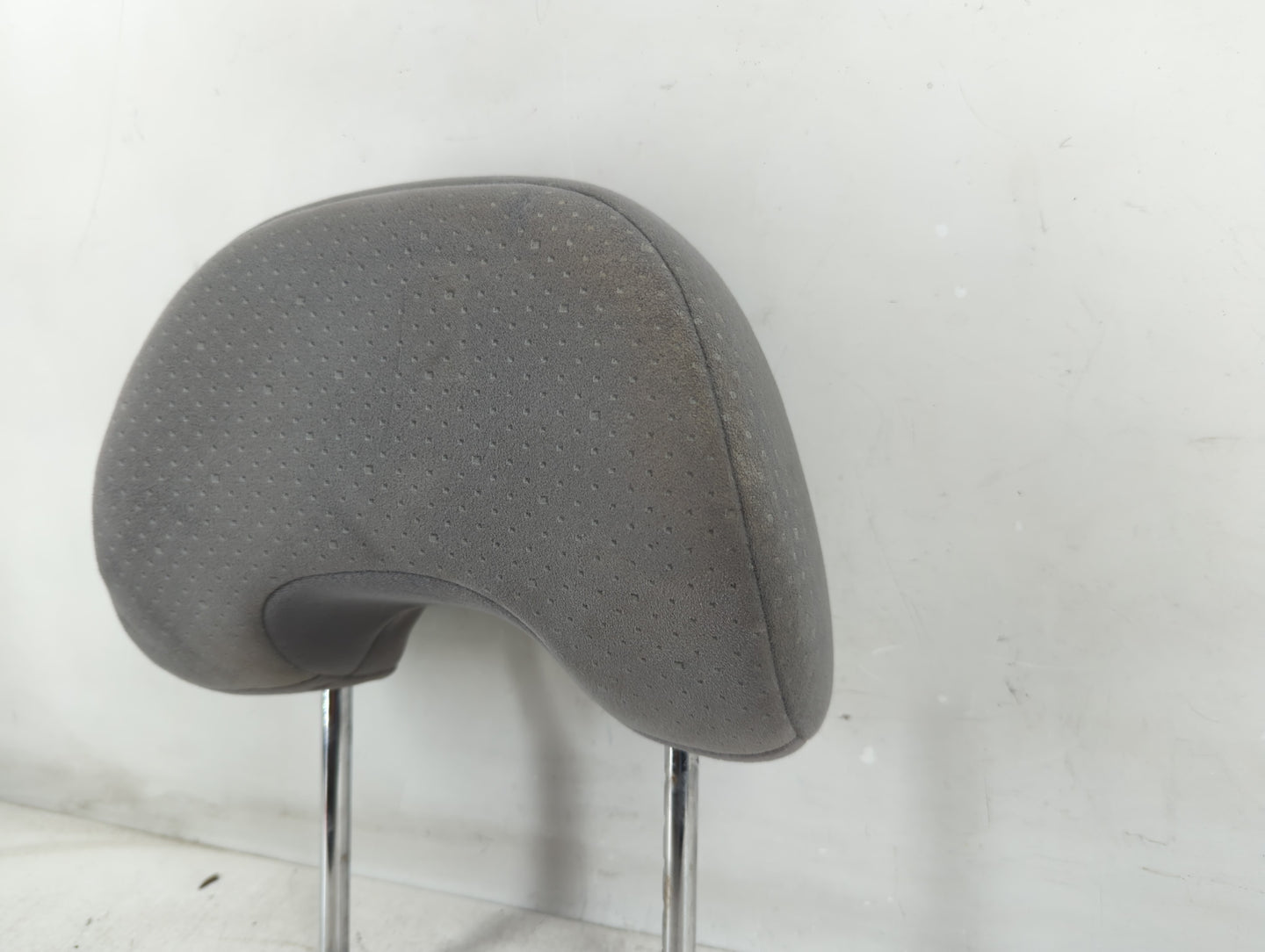 2004-2005 Toyota Prius Headrest Head Rest Front Driver Passenger Seat Fits Fits 2004 2005 OEM Used Auto Parts - Oemusedautop