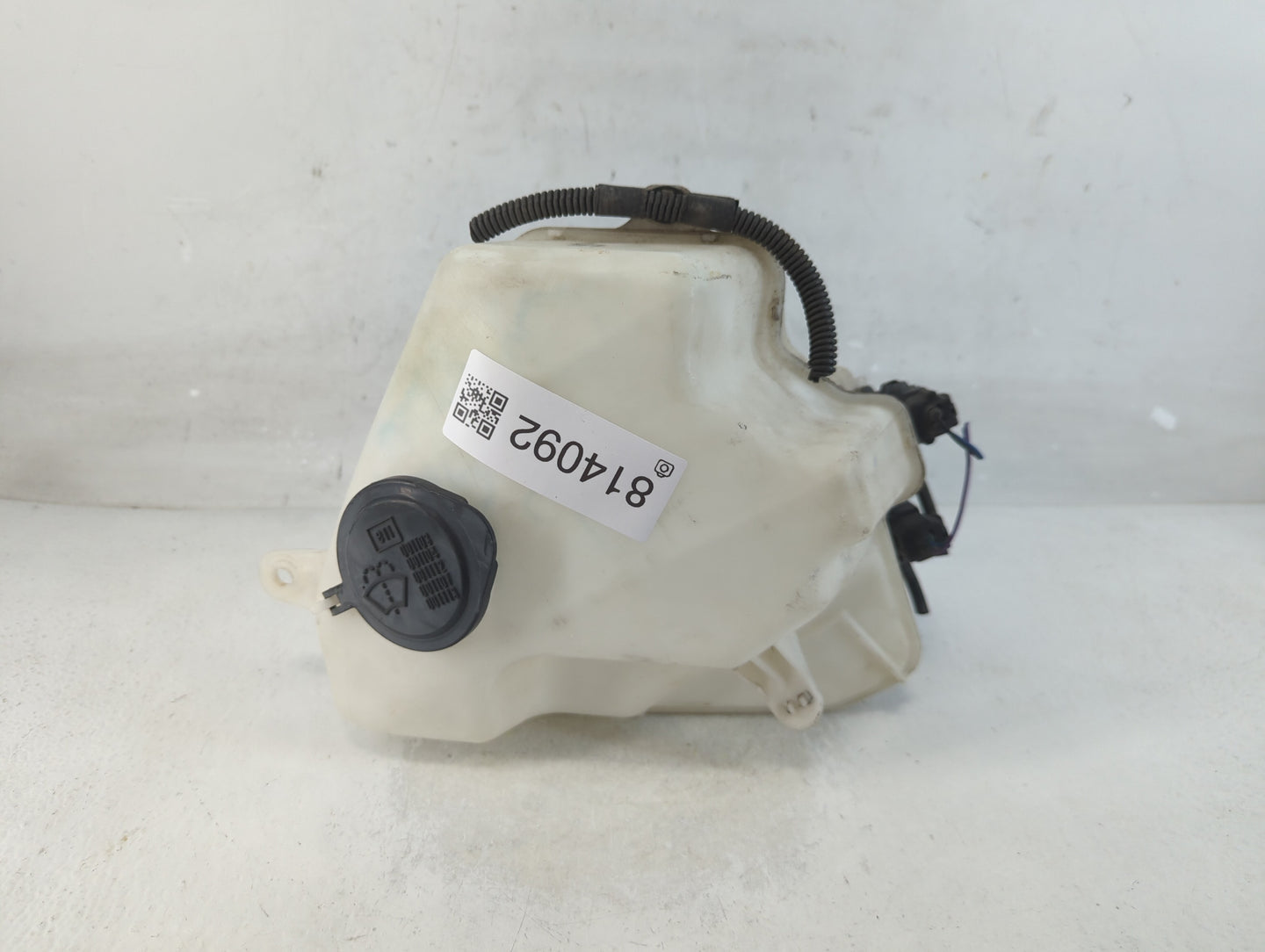 2004-2009 Toyota Prius Windshield Washer Fluid Reservoir Bottle Oem - Oemusedautoparts1.com