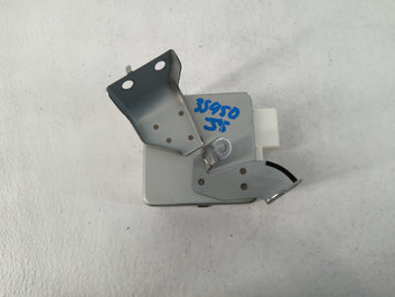 2004-2005 Toyota Prius Chassis Control Module Ccm Bcm Body Control 837871 - Oemusedautoparts1.com