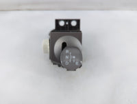 2005 Toyota Prius Plug-in SHIFTER - Oemusedautoparts1.com