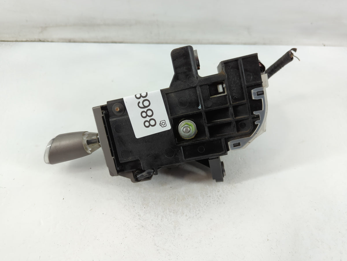 2005 Toyota Prius Plug-in SHIFTER - Oemusedautoparts1.com