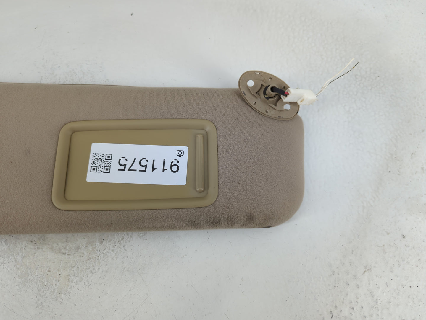 2005 Toyota Prius Sun Visor Shade Replacement Passenger Right Mirror Fits OEM Used Auto Parts - Oemusedautoparts1.com