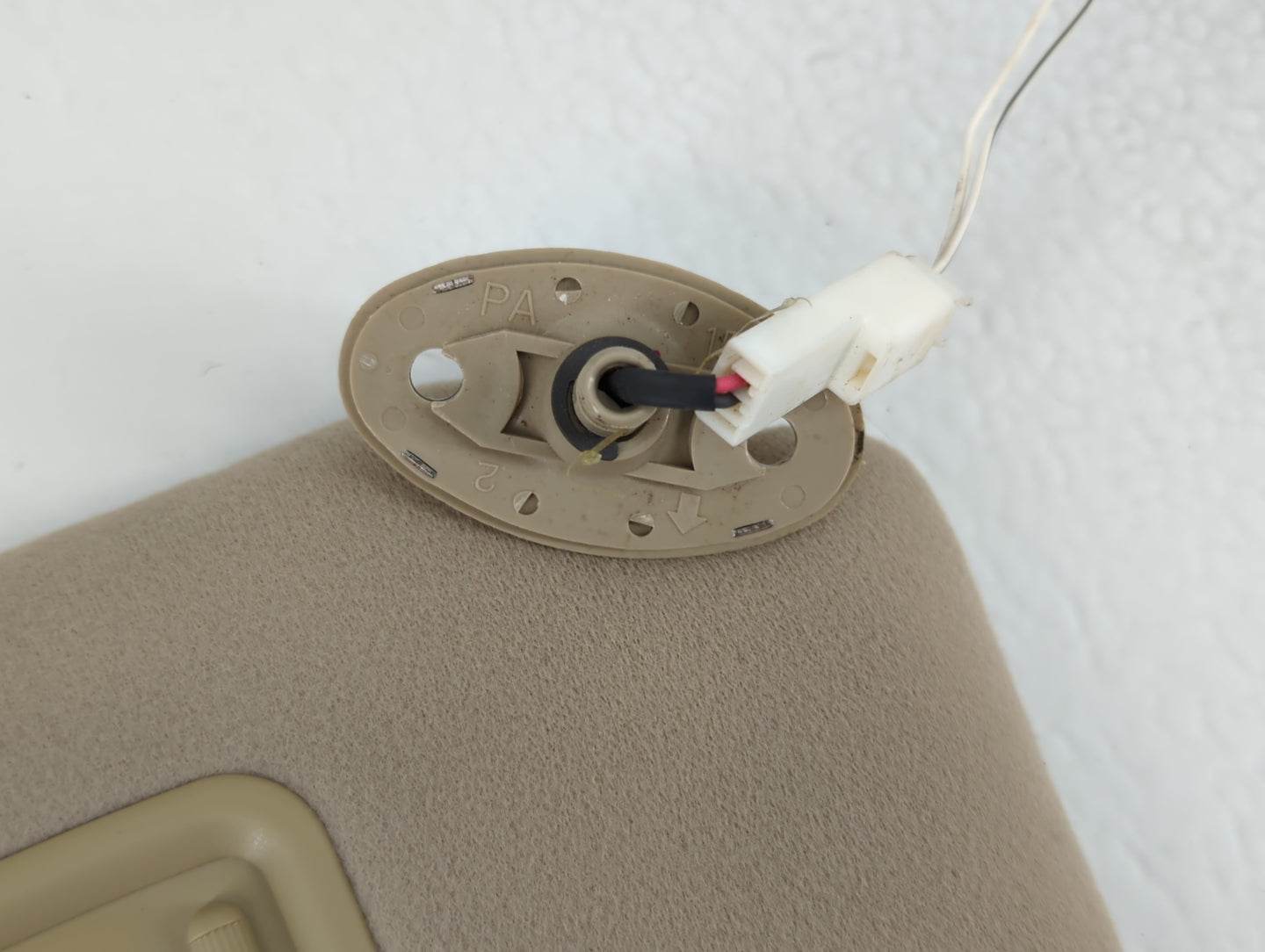 2005 Toyota Prius Sun Visor Shade Replacement Passenger Right Mirror Fits OEM Used Auto Parts - Oemusedautoparts1.com