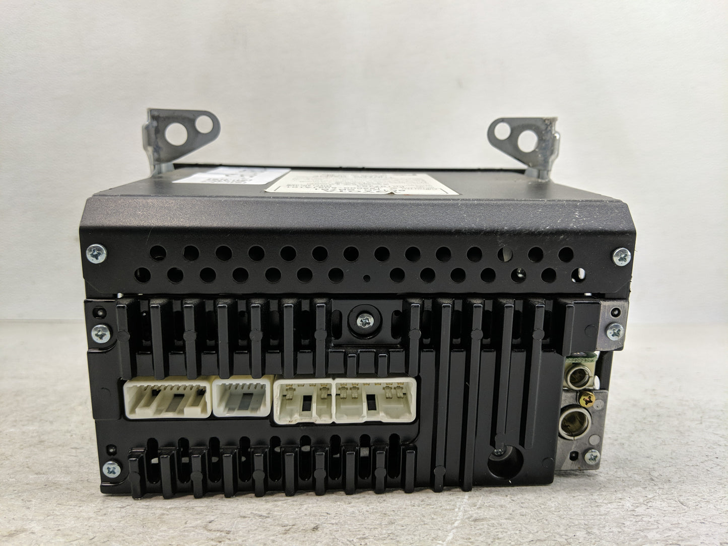 2003-2005 Toyota Rav4 Radio AM FM Cd Player Receiver Replacement P/N:86120-2B761 Fits Fits 2003 2004 2005 OEM Used Auto Part