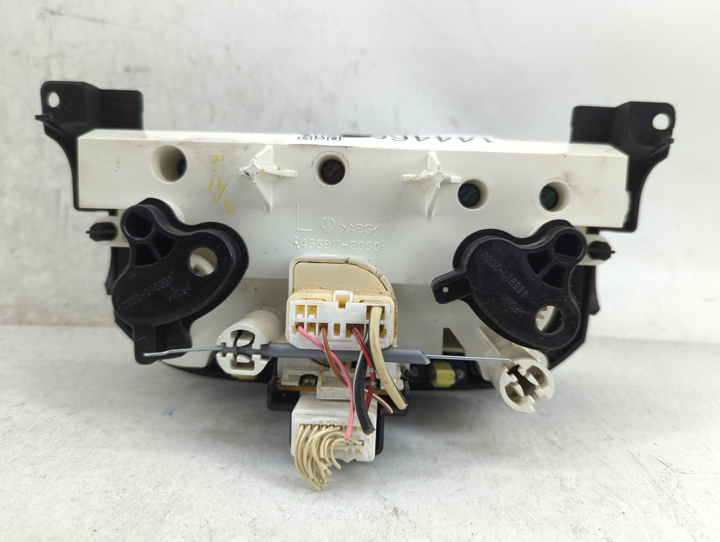 2004-2005 Toyota Rav4 Climate Control Module Temperature AC/Heater Replacement P/N:4559112050 Fits Fits 2004 2005 OEM Used A
