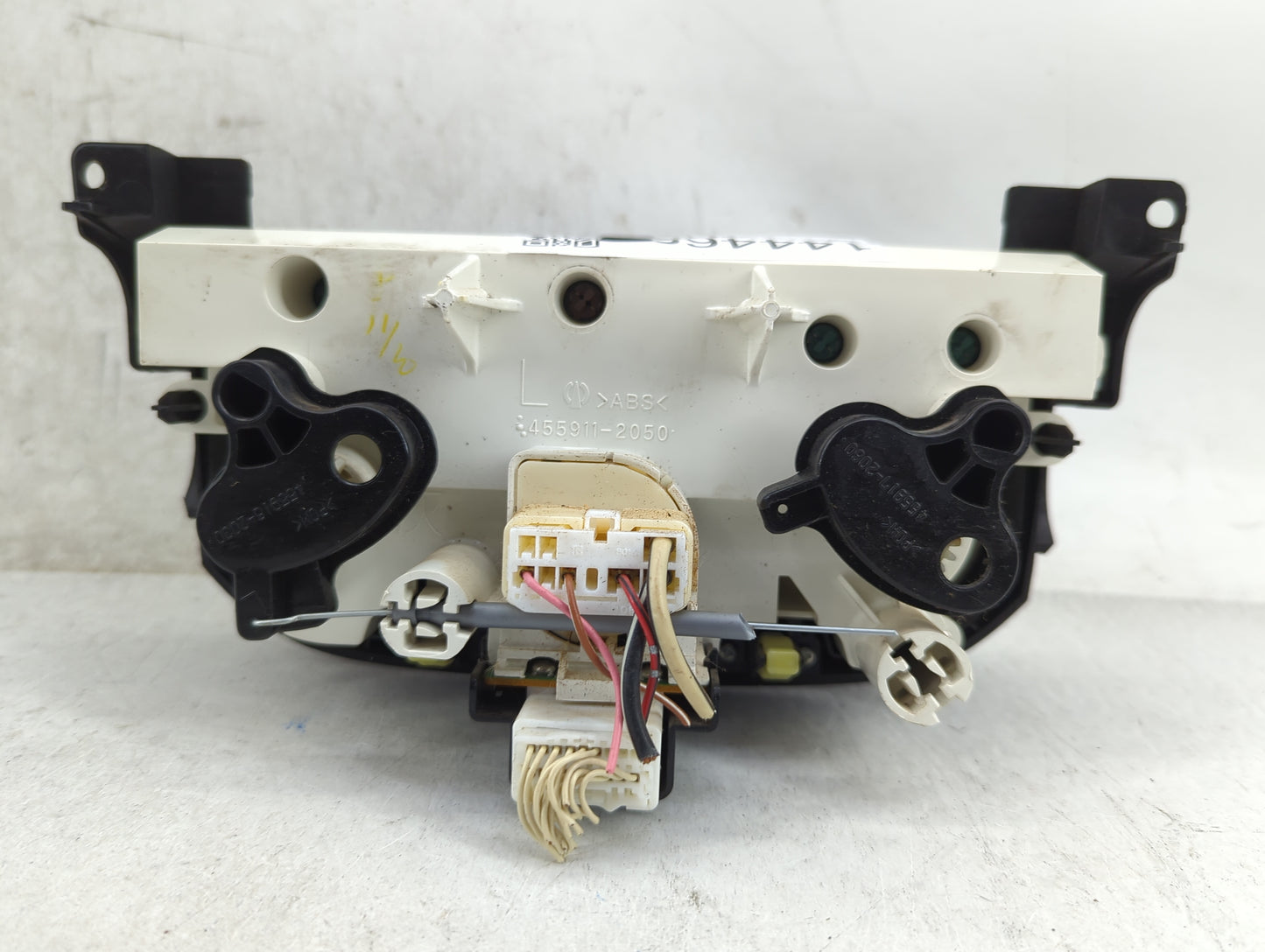 2004-2005 Toyota Rav4 Climate Control Module Temperature AC/Heater Replacement P/N:4559112050 Fits Fits 2004 2005 OEM Used A