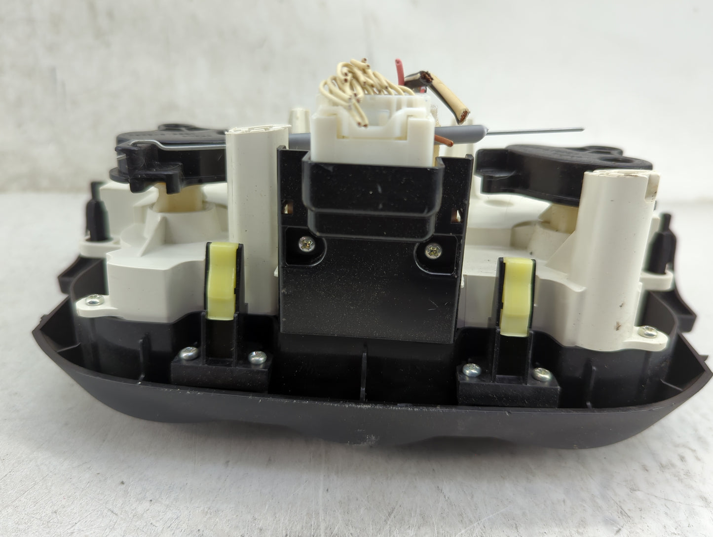 2004-2005 Toyota Rav4 Climate Control Module Temperature AC/Heater Replacement P/N:4559112050 Fits Fits 2004 2005 OEM Used A