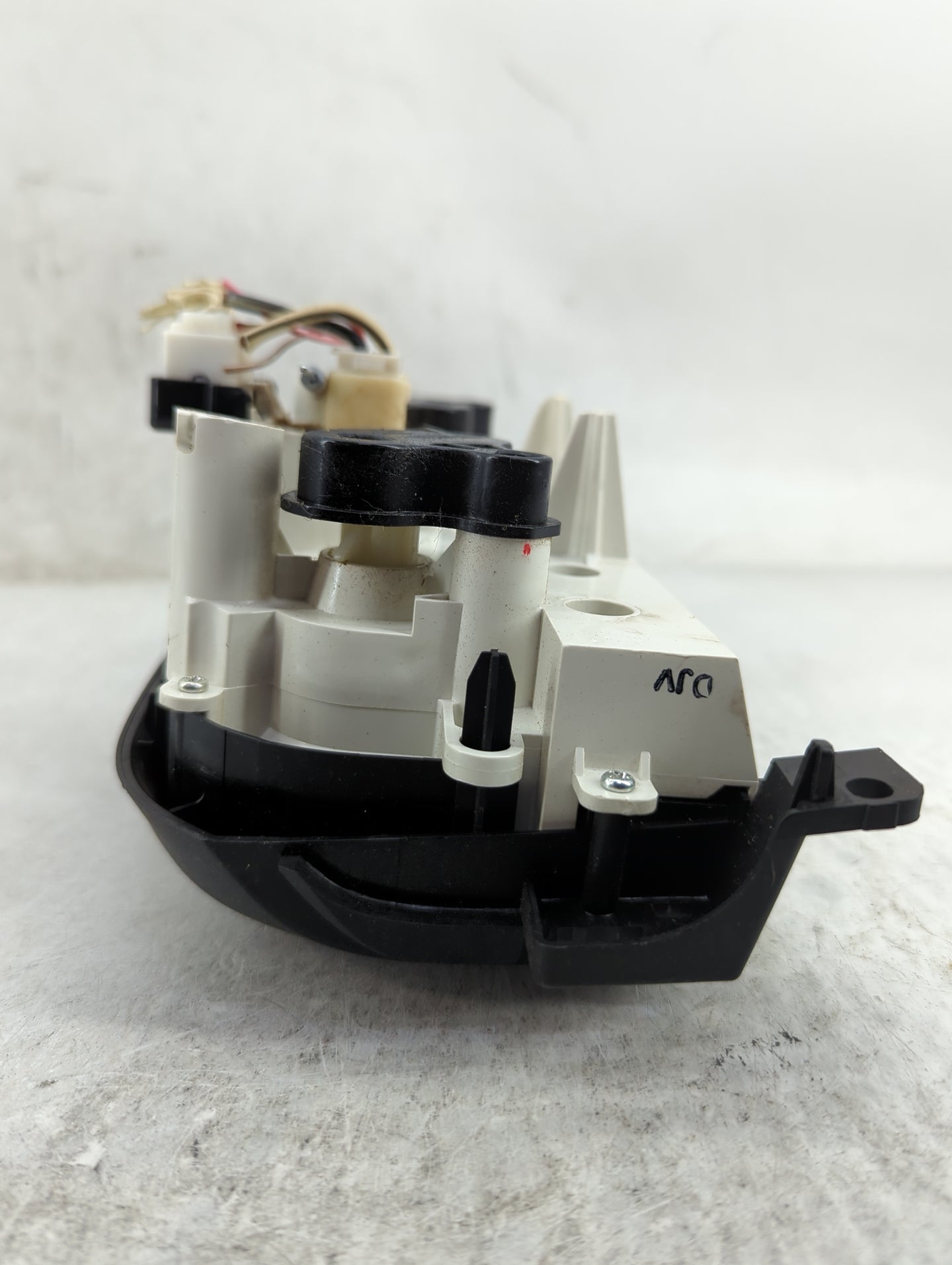 2004-2005 Toyota Rav4 Climate Control Module Temperature AC/Heater Replacement P/N:4559112050 Fits Fits 2004 2005 OEM Used A
