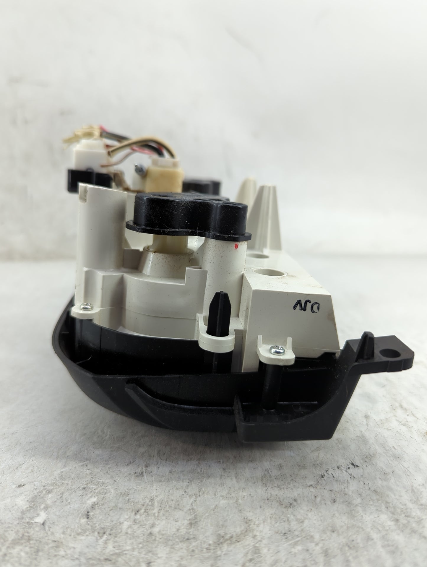 2004-2005 Toyota Rav4 Climate Control Module Temperature AC/Heater Replacement P/N:4559112050 Fits Fits 2004 2005 OEM Used A